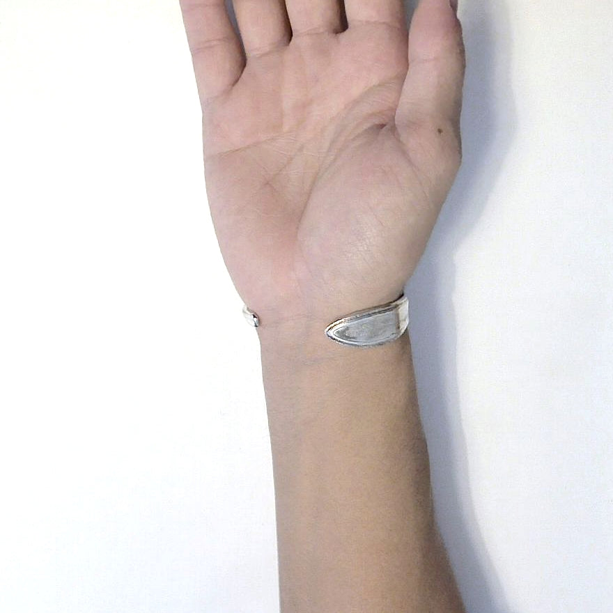 Spoon Bangle No.6417