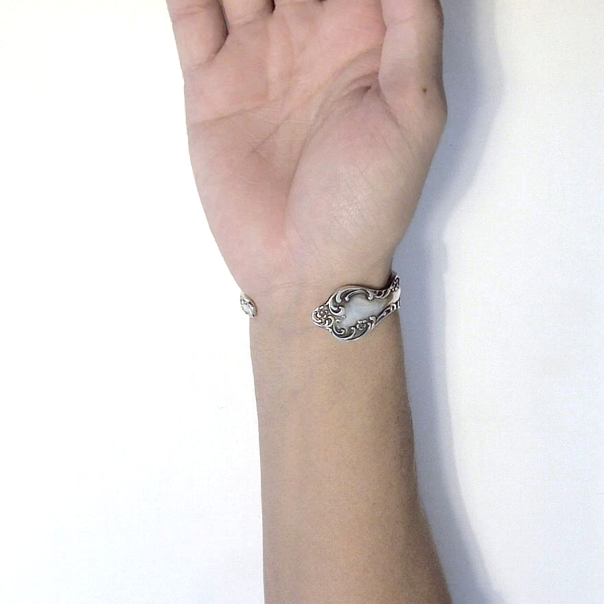 Spoon Bangle No.6418