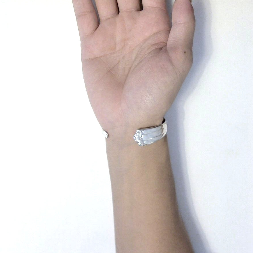 Spoon Bangle No.6423