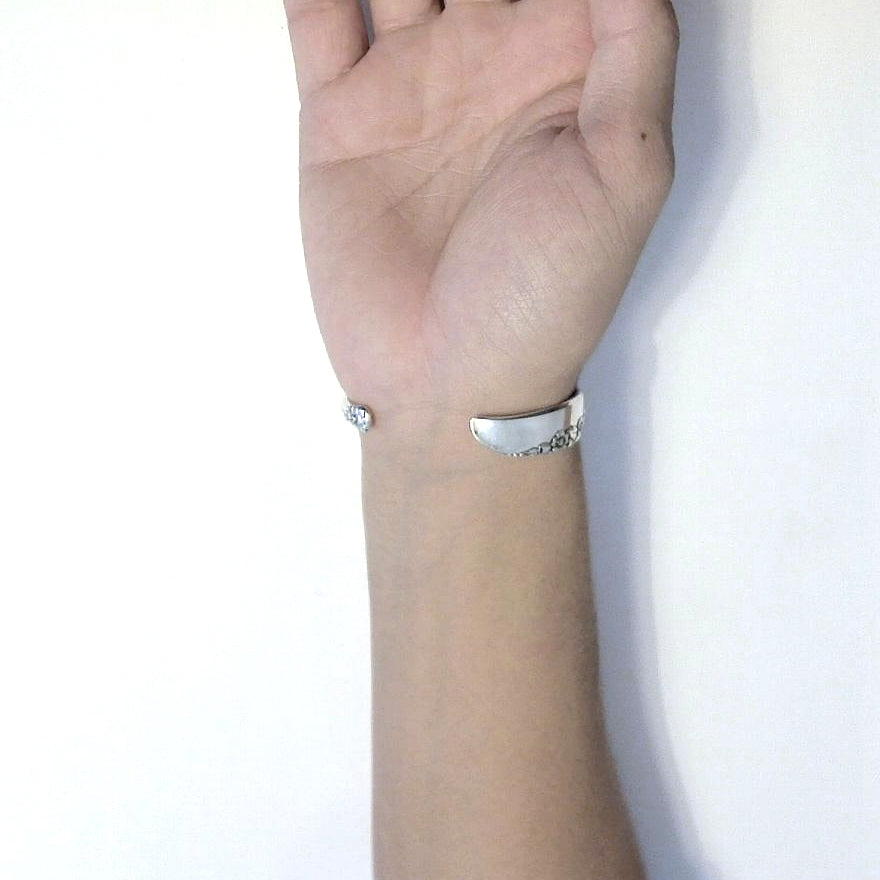 Spoon Bangle No.6424