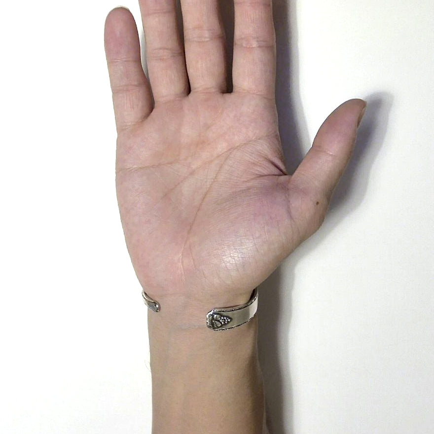 Spoon Bangle No.6888