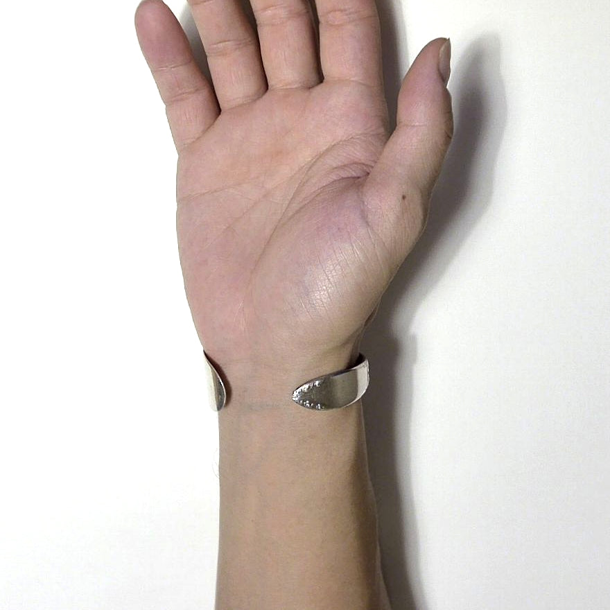Butter Knife Bangle No.6906