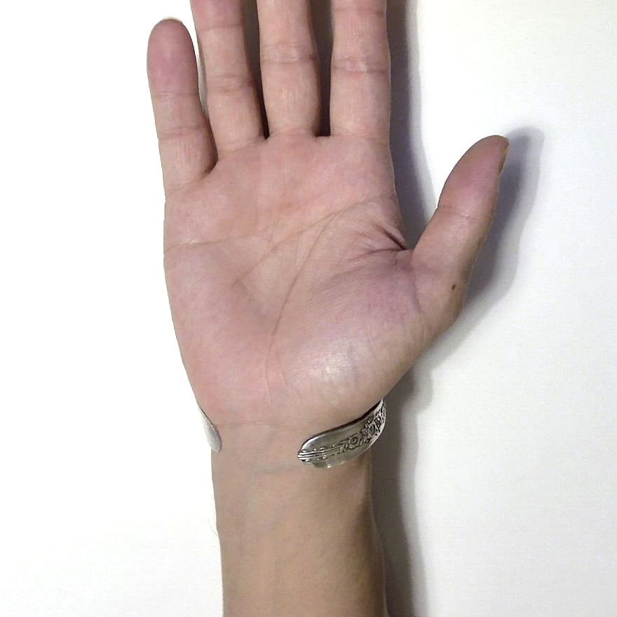 Butter Knife Bangle No.6931
