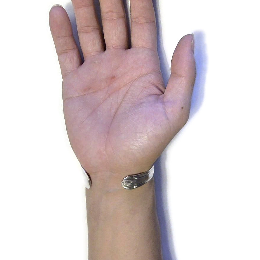 Butter Knife Bangle No.8117