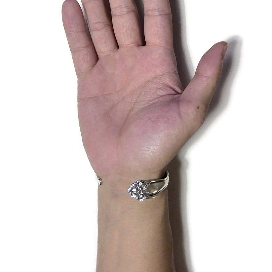 Spoon Bangle No.8171