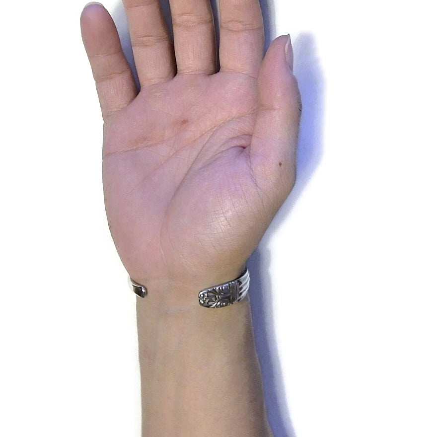 Spoon Bangle No.8052