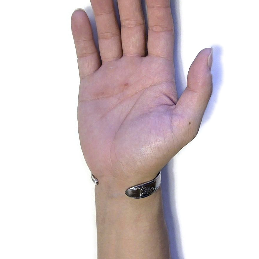 Spoon Bangle No.8026