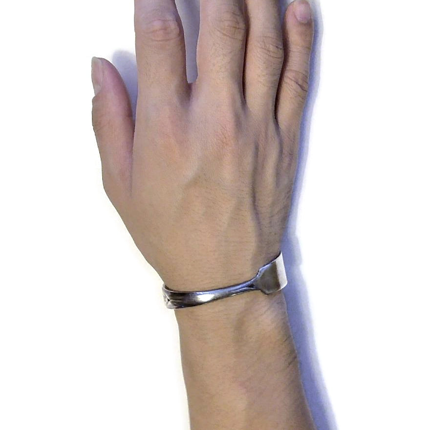 Butter Knife Bangle　No.8077