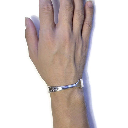 Butter Knife Bangle　No.8074