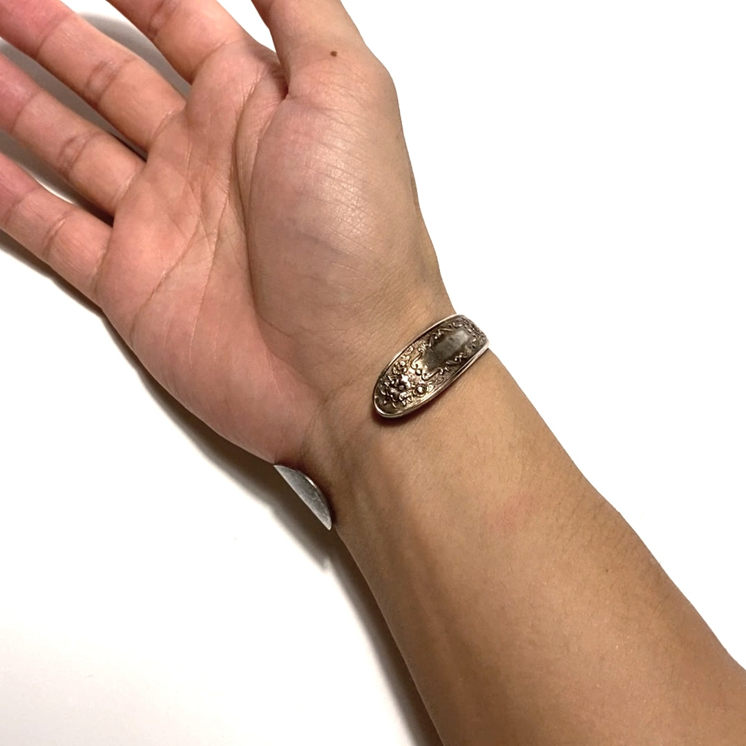 Butter Knife Bangle　No.4732