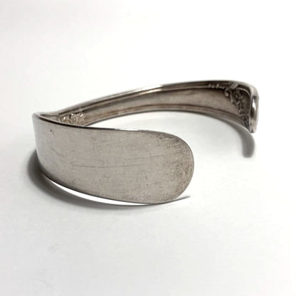 Butter Knife Bangle　No.4734