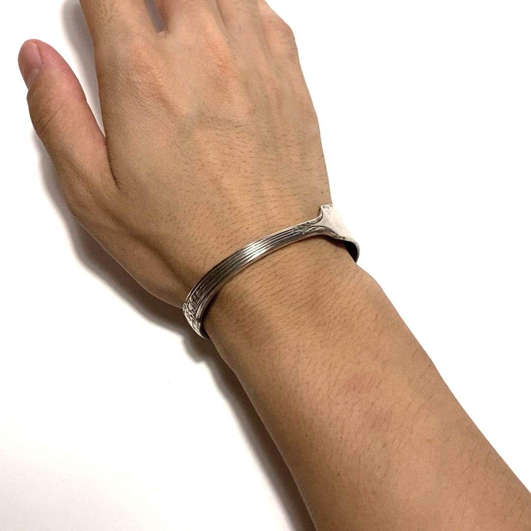 Butter Knife Bangle　No.4744