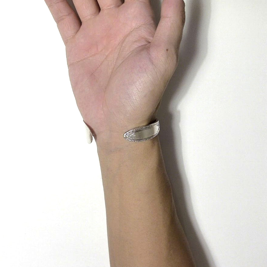 Butter Knife Bangle　No.5408