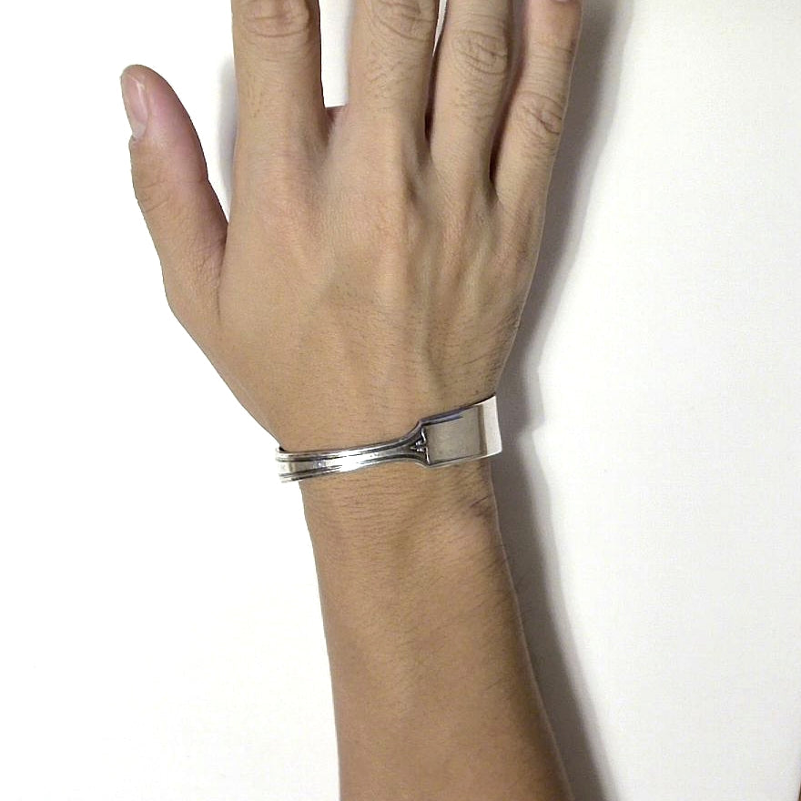 Butter Knife Bangle　No.5427