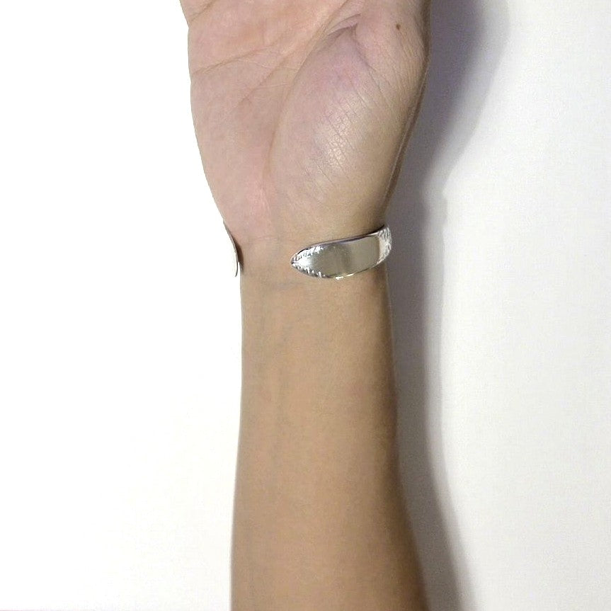 Butter Knife Bangle　No.5441
