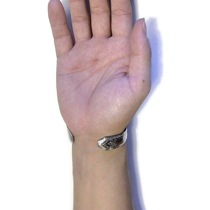 Butter Knife Bangle　No.8092