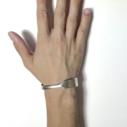 Butter Knife Bangle　No.6907