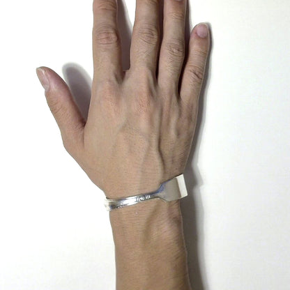 Butter Knife Bangle　No.6924