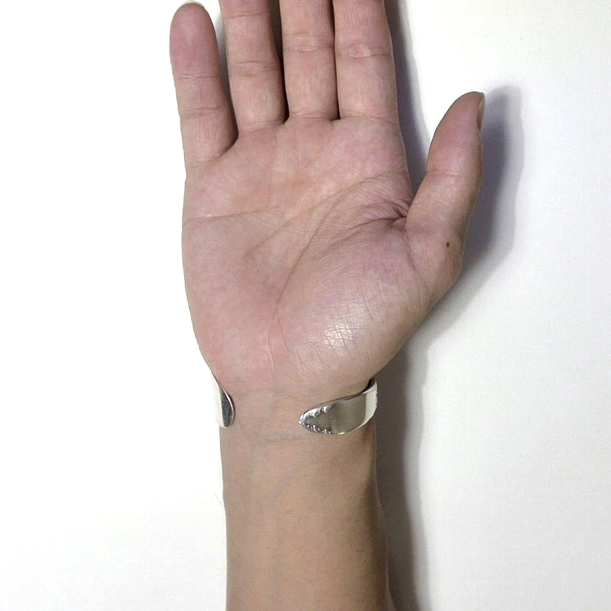Butter Knife Bangle　No.6930