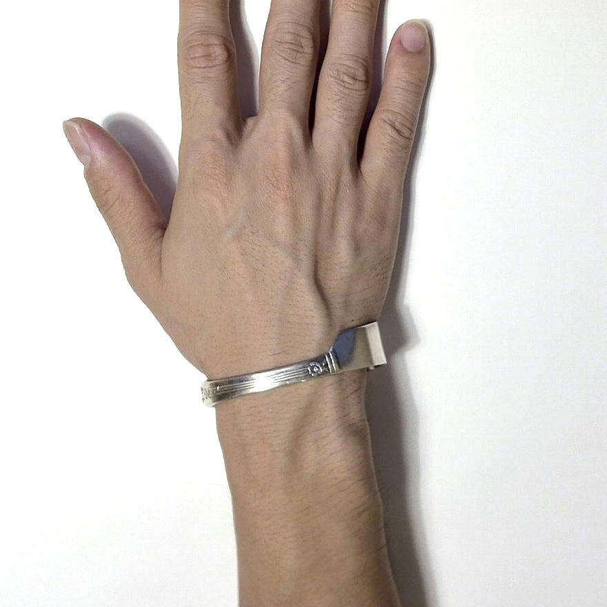 Butter Knife Bangle　No.6931