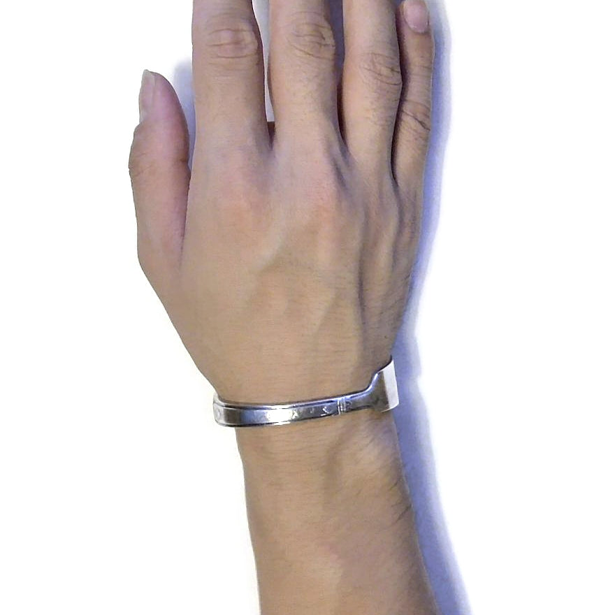 Butter Knife Bangle　No.8075