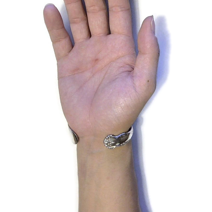 Butter Knife Bangle　No.8083